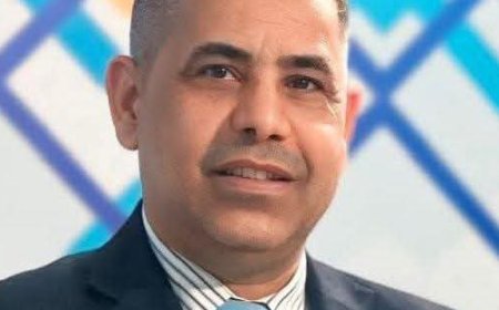 إني أراني أشرب خمرا