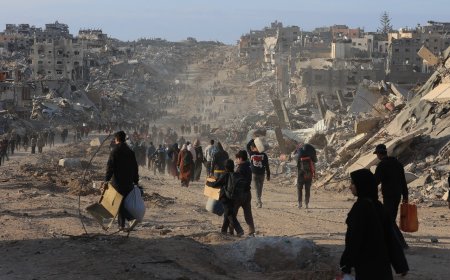 9 شهداء في قصف إسرائيلي يستهدف خيام النازحين بوسط وجنوب غزة