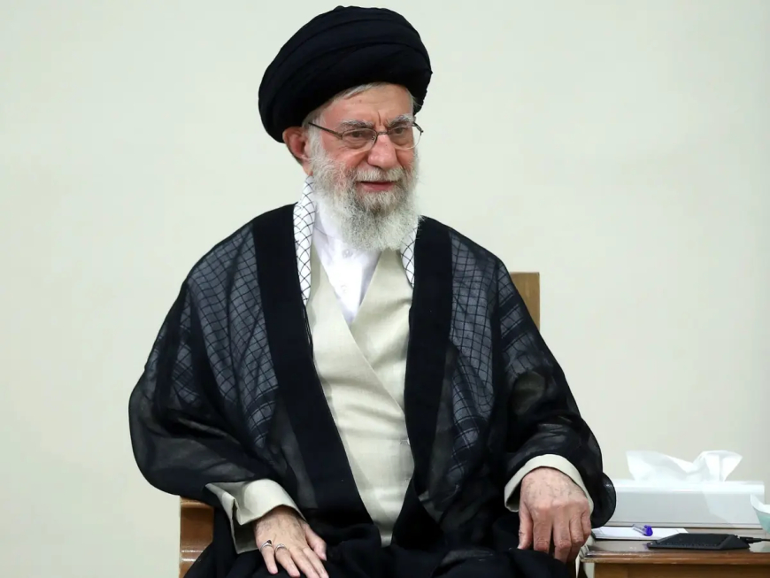 إيران تتوعد بالرد على أي هجوم جديد.. وولايتي يطالب أمريكا بدفع تعويضات
