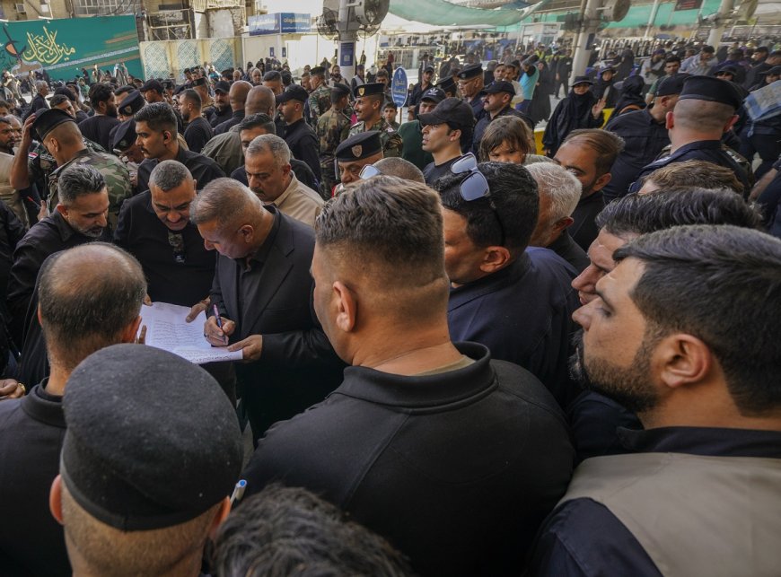 وزير الداخلية من النجف الأشرف: الخطة الأمنية لزيارة الأربعين تسير بسلاسة ودون حوادث