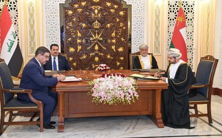 العراق وسلطنة عمان يوقعان اتفاقيات و24 مذكرة تفاهم لتعزيز التعاون المشترك
