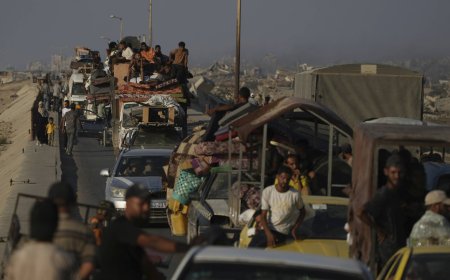 إسرائيل تكثّف القصف بالمسيرات وتخطط لتسوية المباني في غزة
