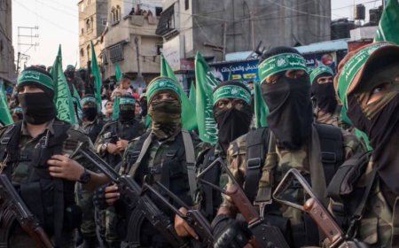 حماس تكشف عن تلقيها مقترحات أمريكية لوقف إطلاق النار وتبدي استعدادها للتفاوض