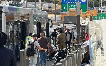 مقتل وإصابة العشرات في هجوم إطلاق نار بالقدس