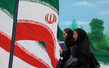 ايران بين مطرقة تجميد البرنامج النووي و تفعيل "آلية الزناد"