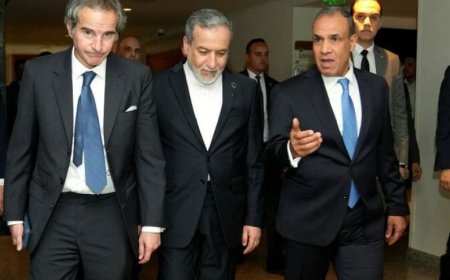 القاهرة تستضيف محادثات ثلاثية حول الملف النووي الإيراني