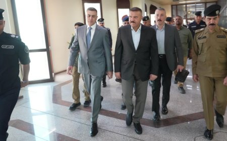 وزير الداخلية يصل البصرة لمتابعة الأوضاع الأمنية