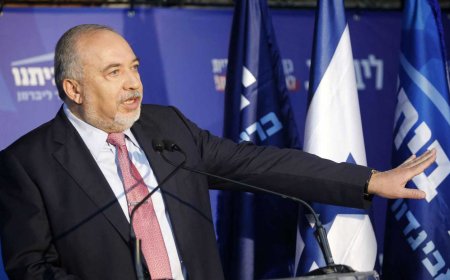 تحالف غريب يجمع أعداء الأمس.. زعماء إسرائيليون يشكلون "كتلة التغيير" للإطاحة بنتنياهو