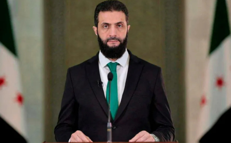 الشرع :  ترامب اتخذ خطوة كبيرة  تجاه سوريا عبر رفع العقوبات المفروضة عليها