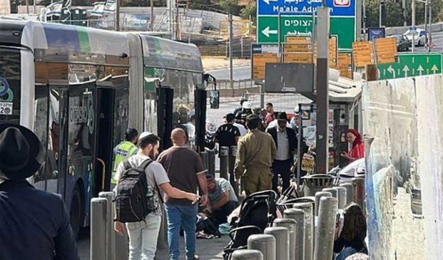 مقتل وإصابة العشرات في هجوم إطلاق نار بالقدس