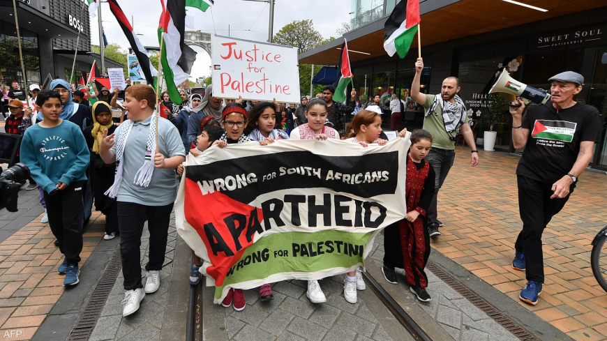 مسيرة حاشدة في أوكلاند لدعم الفلسطينيين وسط دعوات لفرض عقوبات على إسرائيل