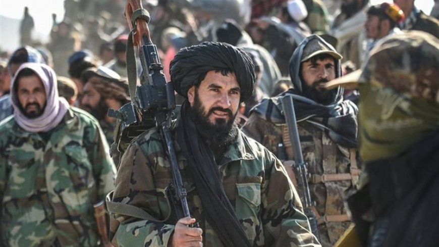 مقتل 12 جندياً باكستانياً في كمين لطالبان على الحدود مع أفغانستان