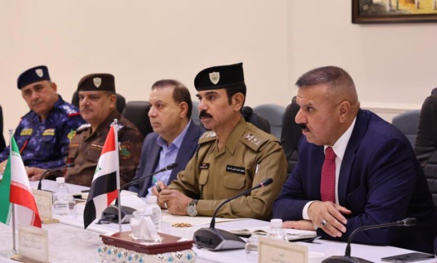 وزير الداخلية يبحث مع قائد الشرطة الإيرانية تعزيز التعاون الأمني المشترك