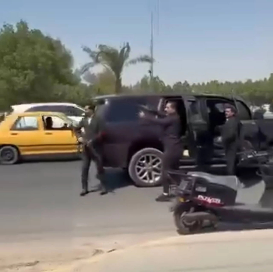 أوامر قبض بحق حماية النائب البزوني بعد إطلاق نار على متظاهرين