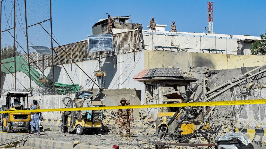 هجوم انتحاري يهز كويتا: 10 قتلى بينهم جنود ومدنيون وسط تصاعد العنف في بلوشستان