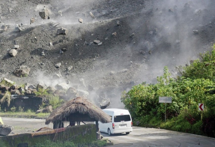 زلزال بقوة 6.7 ريختر يضرب فيساياس الشرقية بالفلبين