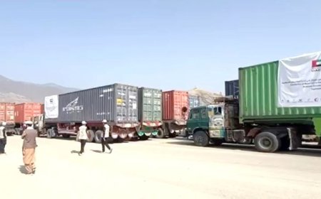 الإمارات تواصل جسرها الإغاثي إلى أفغانستان وتصل بالمساعدات إلى أكثر من 3681 طناً