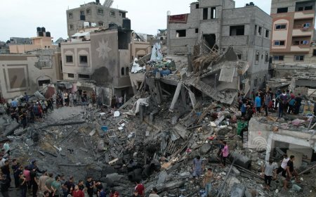 مجزرة في غزة.. قصف إسرائيلي يدمر مربعًا سكنيًا بحي التفاح ويوقع عشرات الضحايا