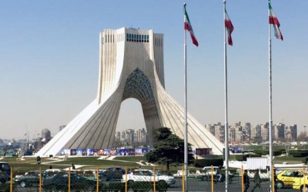 البرلمان الإيراني يقر حذف أربعة أصفار من العملة الوطنية
