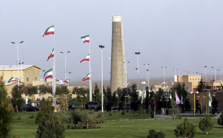 الترويكا الأوروبية تؤكد عزمها إحياء المفاوضات النووية مع إيران