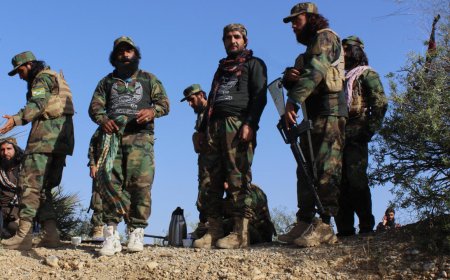 الجيش الباكستاني يعلن مقتل 13 في اشتباك قرب الحدود الأفغانية