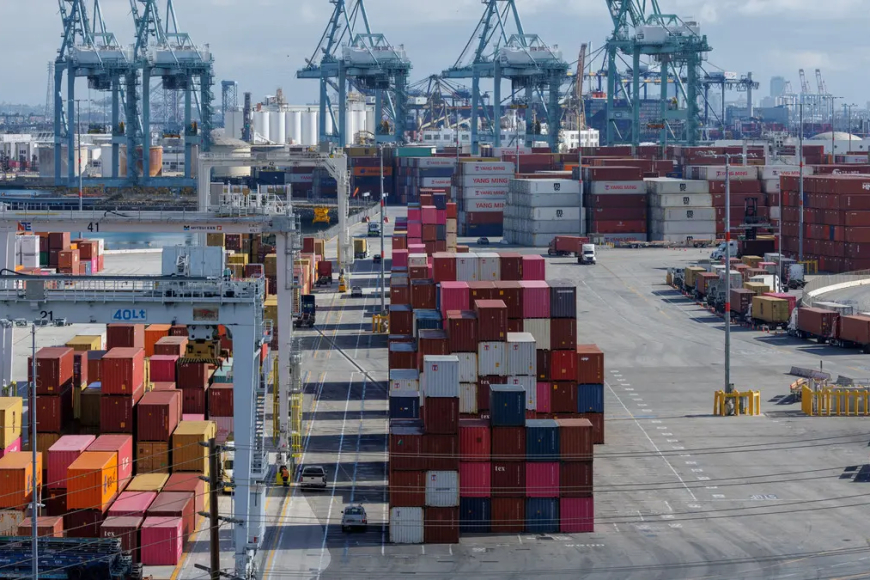 صادرات الصين إلى الولايات المتحدة تنخفظ إلى27% وسط تصاعد الحرب التجارية