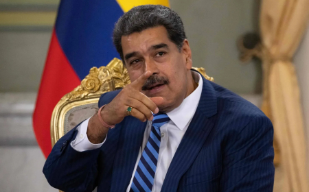 مادورو: فنزويلا وروسيا على تواصل دائم لمواجهة التهديدات الأمريكية