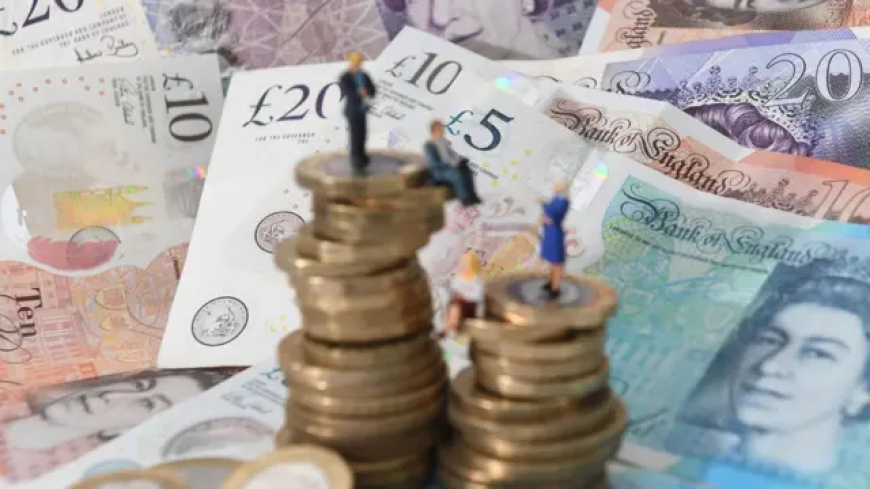 خبير اقتصادي يحذر من خطر الانهيار المالي في أوروبا وبريطانيا