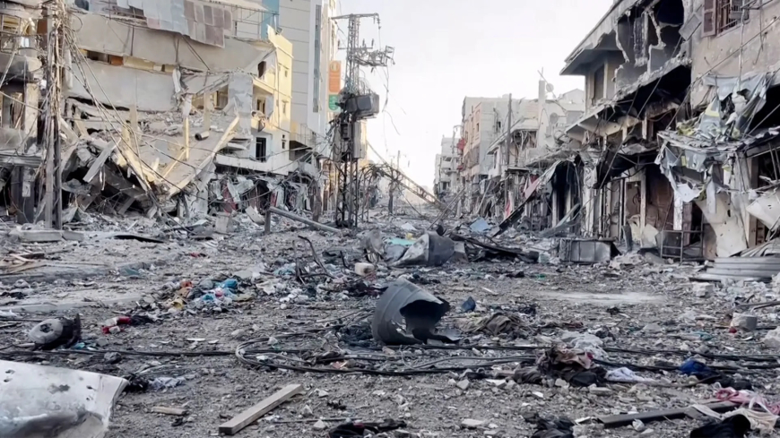 غزة.. دمار متواصل وقصف مكثف على خان يونس وسط تحذيرات من أزمة إنسانية خانقة