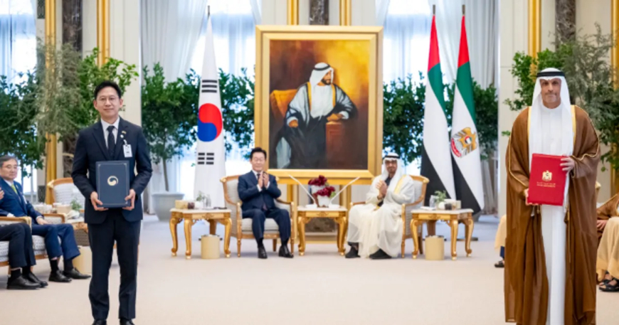 الإمارات وكوريا الجنوبية يوقعان مذكرات تعاون استراتيجي متقدم