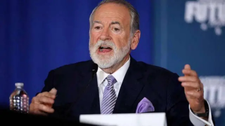 هاكابي يصف اعتداءات المستوطنين الإسرائيليين بـ"الإرهاب"