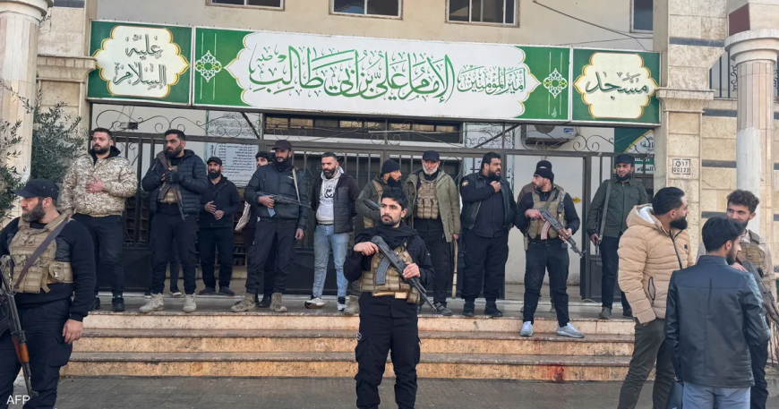 تفجير حمص الطائفي: جماعة متطرفة تتبنى الهجوم على مسجد وتعيد شبح الفتنة