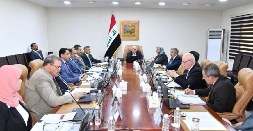 المجس الاقتصادي العراقي يحدد آليات تطبيق قرار إيقاف احتساب الشهادات الإضافية للموظفين