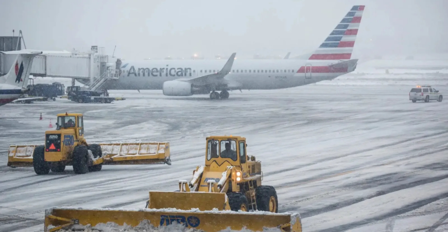 عاصفة ثلجية تاريخية تشلّ الولايات المتحدة وتفرض الطوارئ في 10 ولايات
