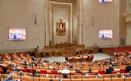 مصر تتحرك لحجب التطبيقات الخطرة: قيود صارمة على المراهنات والألعاب الإلكترونية