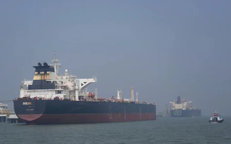 إيران: سفن دولية عبرت مضيق هرمز بأمان والقرار بيد الجيش