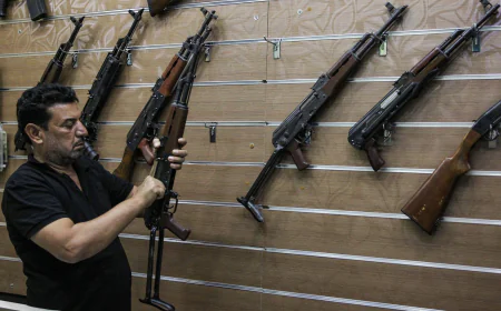 وسط التوترات الأمنية.. سوق السلاح في العراق يشهد ارتفاعاً غير مسبوق