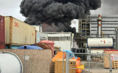 تسرب كيميائي خطير في النقب بعد قصف إيراني مباشر.. إخلاء عاجل وإغلاق طرق وتحذيرات للسكان