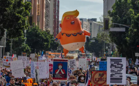 بالصور..تظاهرات تهز الشارع الأمريكي ضد ترامب والحرب في الشرق الأوسط