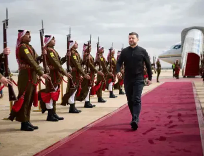 جولة أمنية متسارعة.. زيلينسكي في الأردن بعد إجراء اتفاقات دفاعية مع الخليج