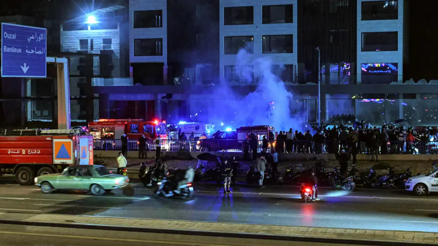 غارة إسرائيلية على طريق مطار بيروت تسفر عن قتيل و9 جرحى