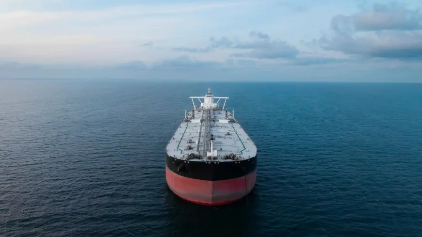 مضيق هرمز.. نقطة التوتر التي تعصف بأسعار النفط العالمية