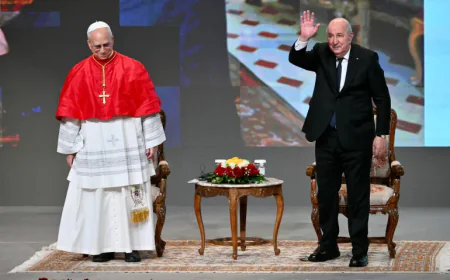 بابا الفاتيكان يتحدى ترامب: لا أخشى الضغوط  وسأواصل الدعوة إلى إنهاء الحروب