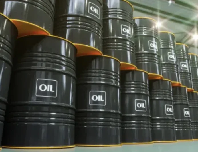 اسعار النفط العالمي تتجاوز حاجز الــ 100 دولار للبرميل