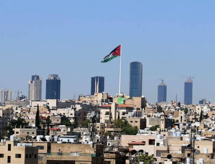 صواريخ إيرانية تضرب الأردن.. وتصعيد إقليمي يهدد اتساع المواجهة